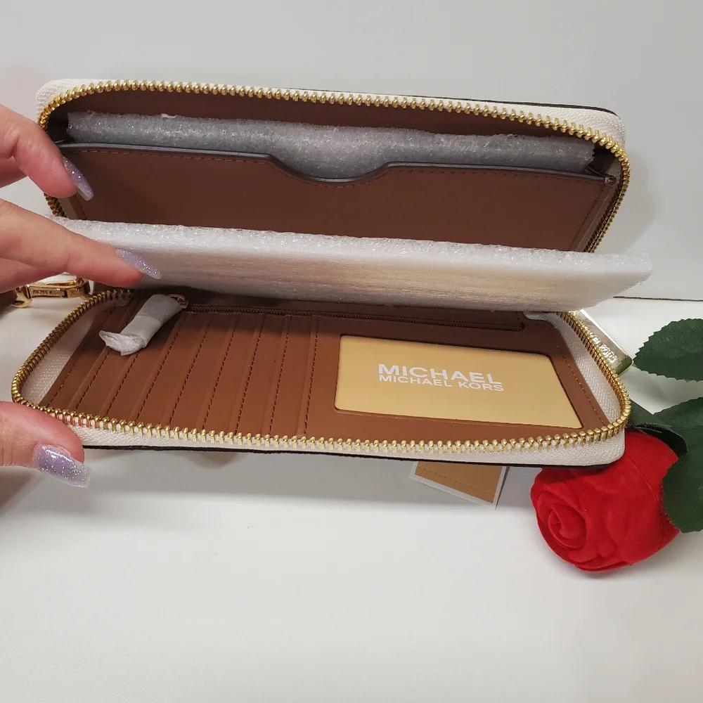 Jet Set Large Phone Wristlet Wallet Vanilla MK Powder Blush pink